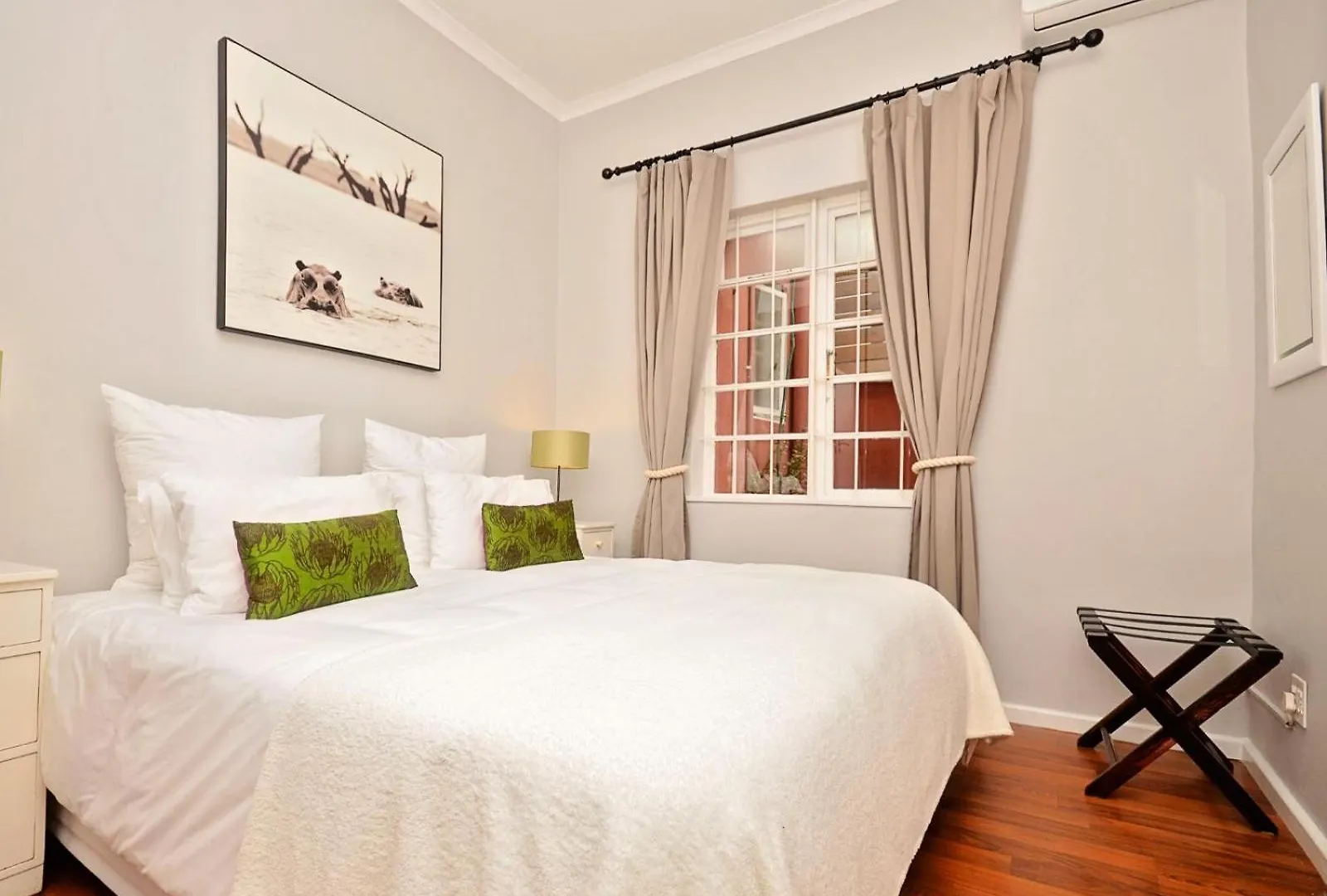 Cactusberry Lodge Cape Town
